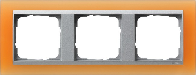 21353 - Gira Event Рамка на 3 поста матовая оранжевая, центральная вставка алюминий