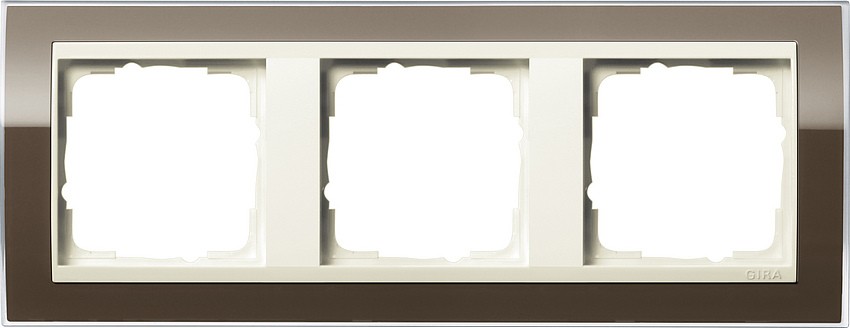 213761 - Gira Event Clear Рамка на 3 поста, коричневая глянцевая, центральная вставка кремовая