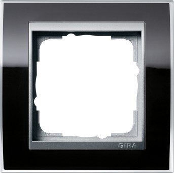 211736 - Gira Event Clear Рамка на 1 пост, чёрная глянцевая, центральная вставка алюм.