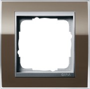 211766 - Gira Event Clear Рамка на 1 пост, коричневая глянцевая, центральная вставка алюм.