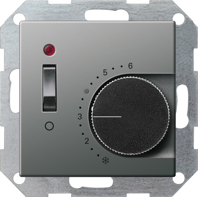 39220 - Gira Edelstahl Терморегулятор с размыкающим контактом, выключателем и контрольной лампой, скошенные края