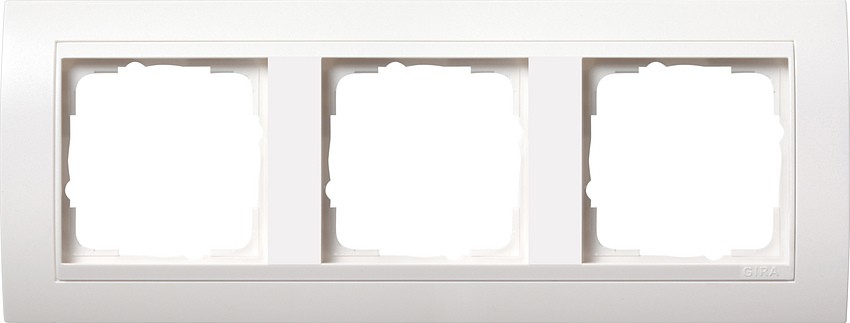 213327 - Gira Event Рамка на 3 поста, белая матовая, центральная вставка белая
