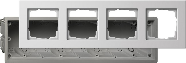 2884201 - Gira E22 Монтажная коробка четырехместная с рамкой Thermoplast, глянцевый белый